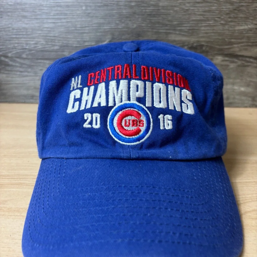 Chicago Cubs Hat Cap Strap Back Blue MLB Baseball 2016 Division Champions '47‎